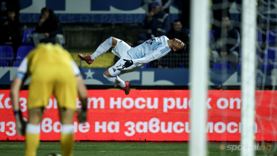 Ръководството на Левски не пропусна да поздрави Евертон Бала който