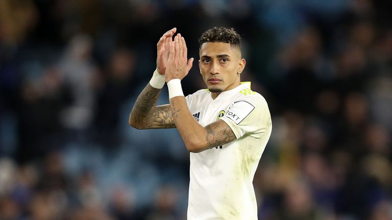  Лийдс отхвърли изненадваща оферта на Уест Хам за Рафиня 