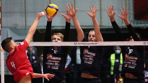 Дея спорт разгроми ЦСКА и е на полуфинал срещу Хебър 🏐