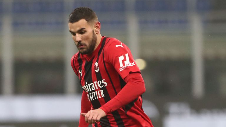  Тео Ернандес се разбра за нов контракт с Милан 