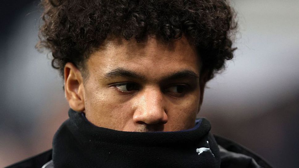 Крилото на Манчестър СитиОскар Боб преминава медицински прегледи преди да