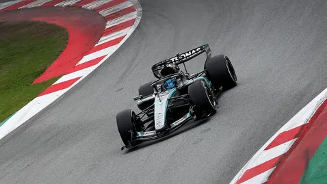 Джордж Ръсел с най-доброто време в края на четвъртия ден