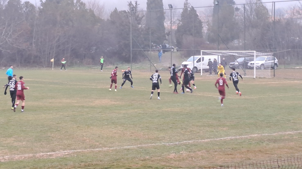 Срещата между Черноморец и третия отбор на Лудогорец ще се