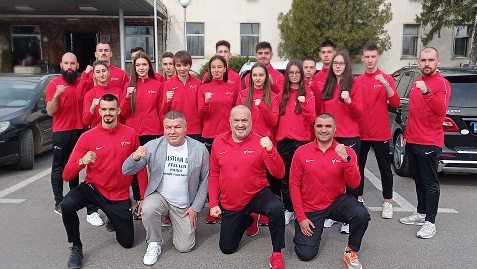Бинев и Папазки изпратиха националите по олимпийско таекуондо за Испания