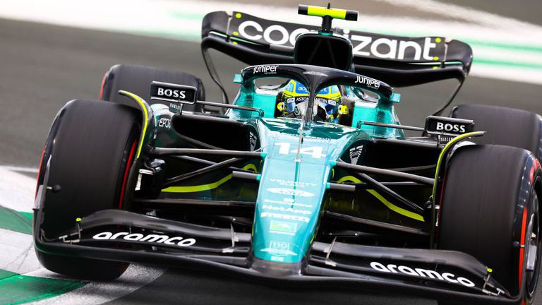 Сезон 2023 във Формула 1 стартира много силно за Фернандо