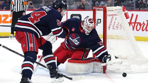  Уинипег Джетс се изкачи на върха в НХЛ 