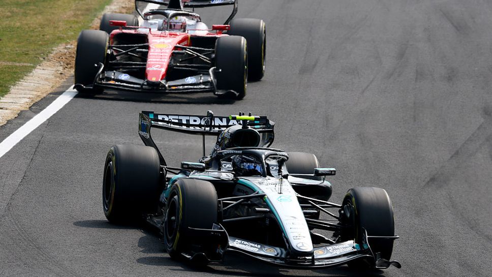 Гран При на Япония на живо: Антонели начело след боксовете и зад колата за сигурност