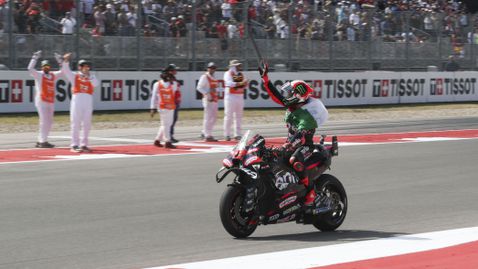 Марко Бедзеки триумфира в САЩ за трета поредна победа от началото на сезона в MotoGP