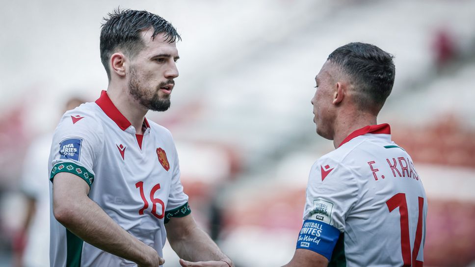 В Индонезия: слаб интерес за "захарните момчета", срещу България публиката скача двойно