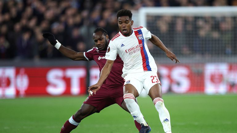  Уест Хам набеляза бразилец за заместител на Деклан Райс 