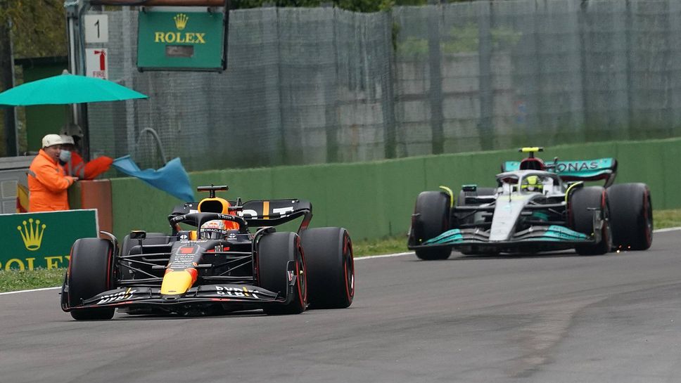 Йос Верстапен: Насладих се когато Макс затвори Хамилтън с обиколка