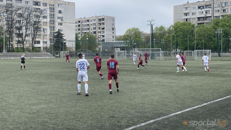 Спартак (Плевен) обърна Септември в София от 0:2 в Елитната група до 17 години