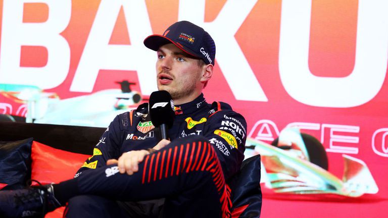 Моментът в който световният шампион Макс Верстапен беше повикан за