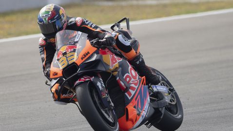  Брад Биндър завоюва спринта на 