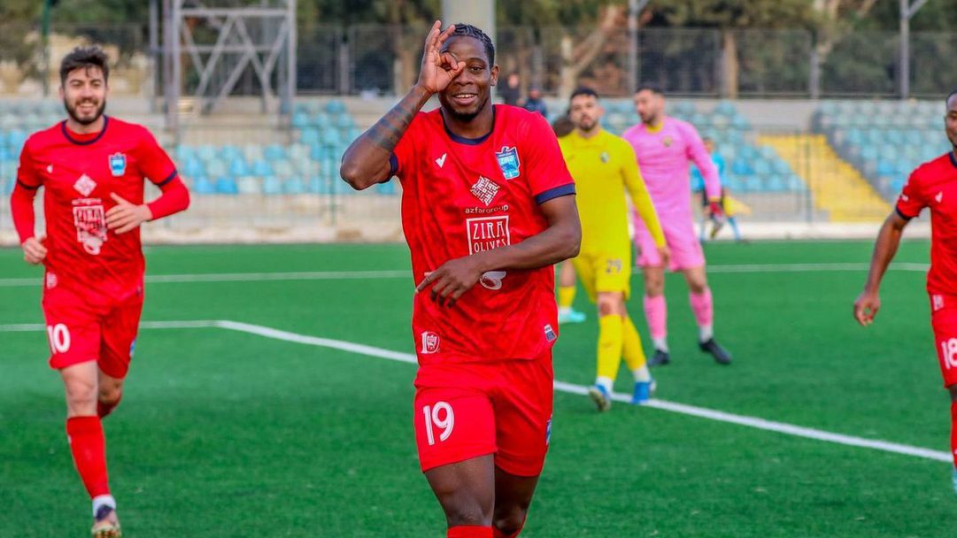 ЦСКА и Лудогорец се конкурират за гвинейско крило