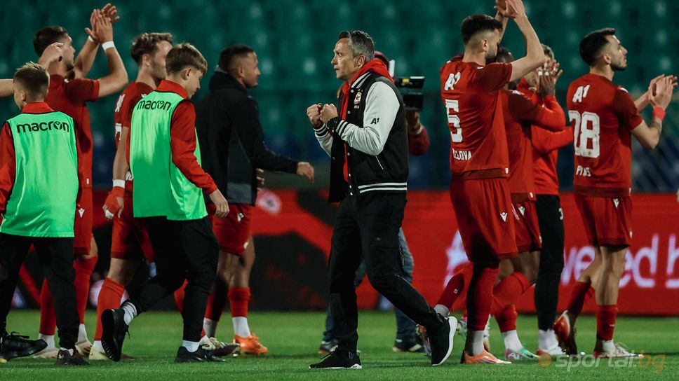 Сълзи в очите на Янев след класирането на финал (видео)