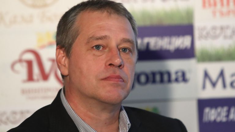 Иво Ивков: Левски се намира по средата на бурен океан, но не потъва