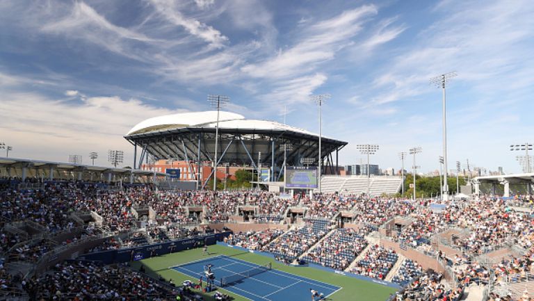 Най-големият корт на US Open става полева болница