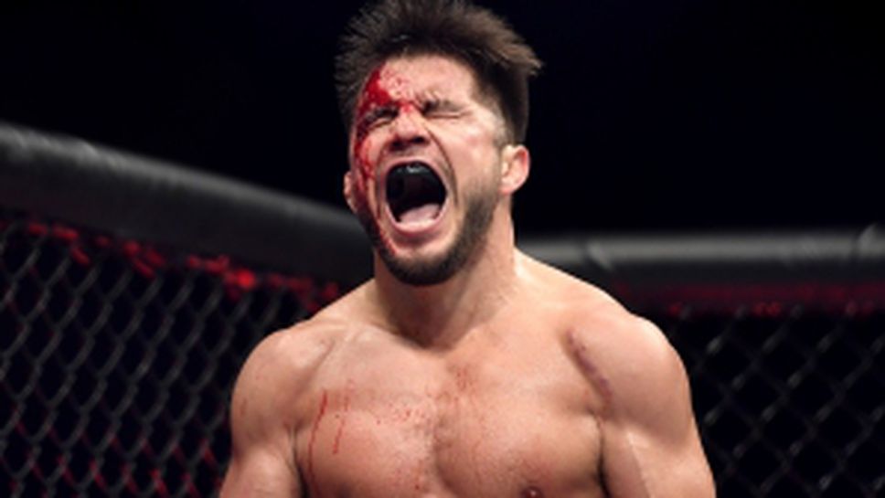 Хенри Сехудо надви Доминик Крус в битка на легендите и се оттегли от UFC