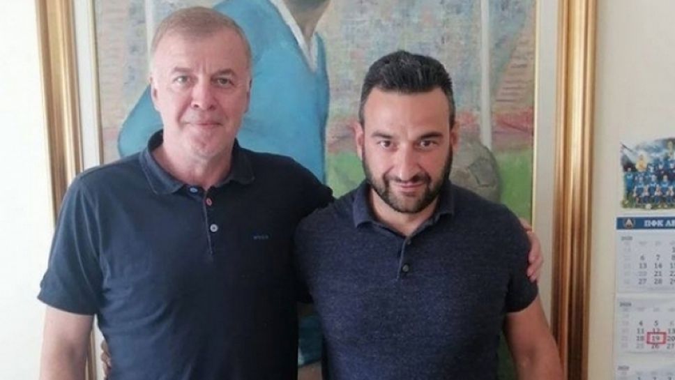 Степан Хиндлиян: Феновете гласуват доверие на Наско Сираков, не влизайте в цирка на Васил Божков