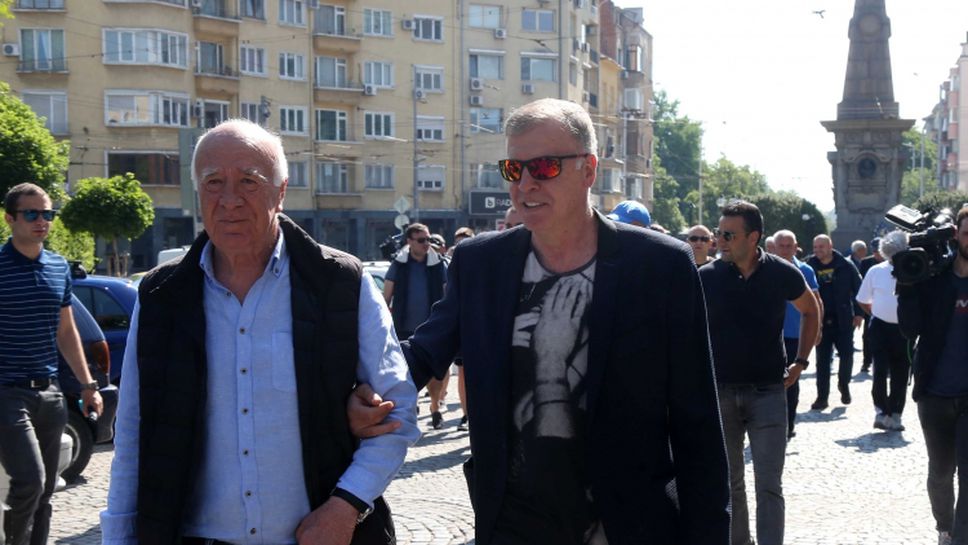 Майкъла: Ако Сираков разпределя пари, ще е пагубно за Левски