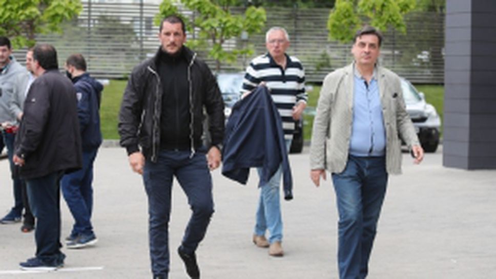 Фенове на ЦСКА - София на среща с Гриша Ганчев