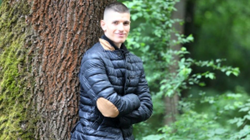 Интервю с Дани Наумов