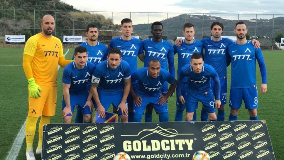 Левски тръгна с победа в Турция, нов дебютира с гол