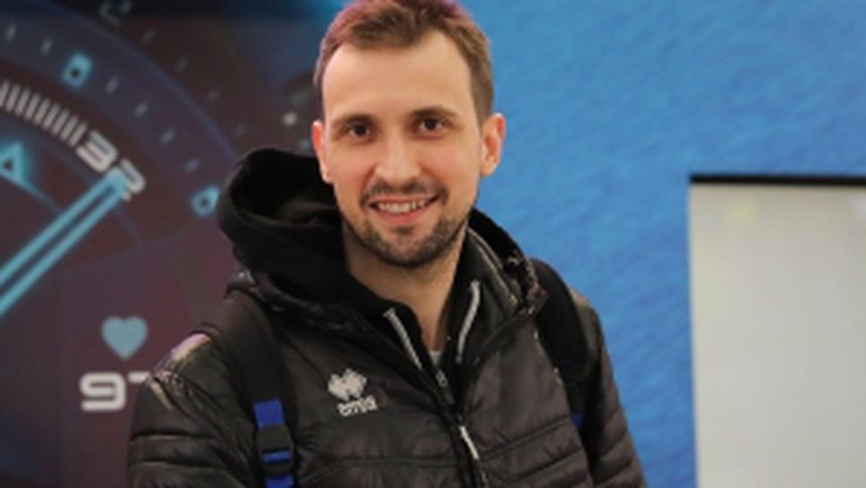 Националите по волейбол се прибират след олимпийска квалификация в Берлин