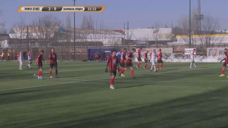 Локо (София) води с 2:0 на Кариана след автогол на Стоян Предев