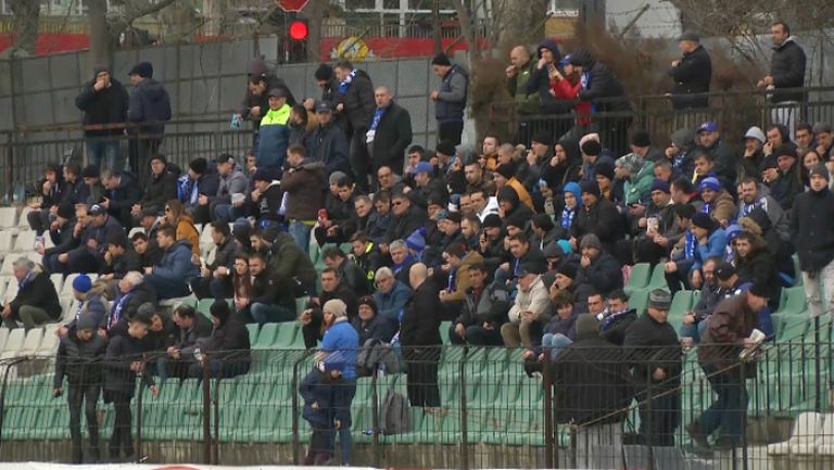 Феновете на Черно море и Левски се настаняват на стадион "Тича"