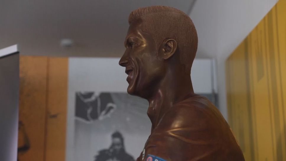 Направиха статуя на Роналдо от шоколад