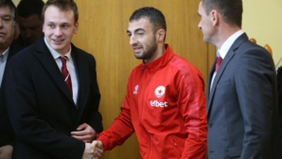 Пресконференция на ЦСКА 1948 преди подновяването на първенството