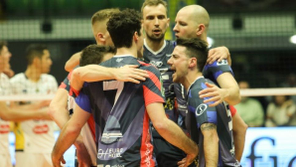 Виктор Йосифов и Монца спечелиха дербито с Аспарух Аспарухов и Верона