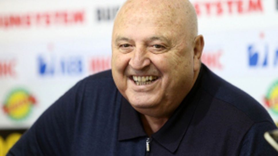 Пресконференция на Венци Стефанов