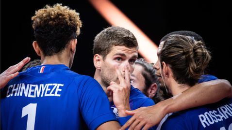 Германия поведе на Франция с 2:1, но „петлите“ измъкнаха мача в Римини 🇫🇷🏐