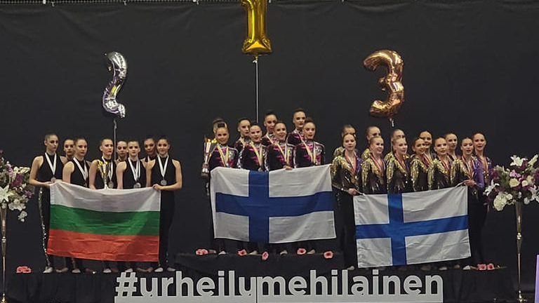 Българският национален отбор по естетическа групова гимнастика извоюва сребърните медали