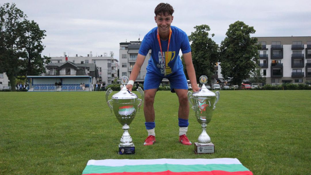 Капитанът на България U17 стана шампион на Хърватия