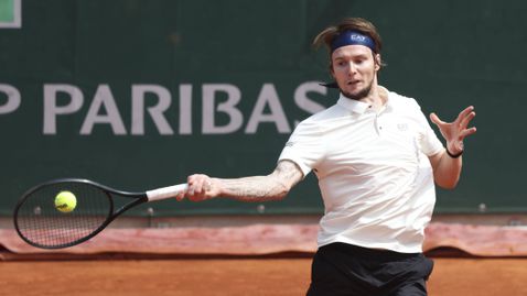 Александър Бублик спечели титлата в Кицбюел