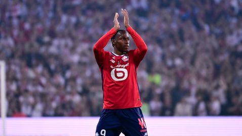 Джонатан Дейвид поема към Наполи