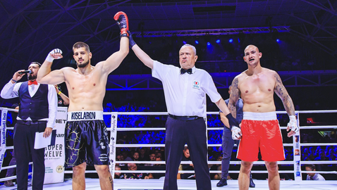 Четвърта победа за Иван Киселаров на MAX FIGHT