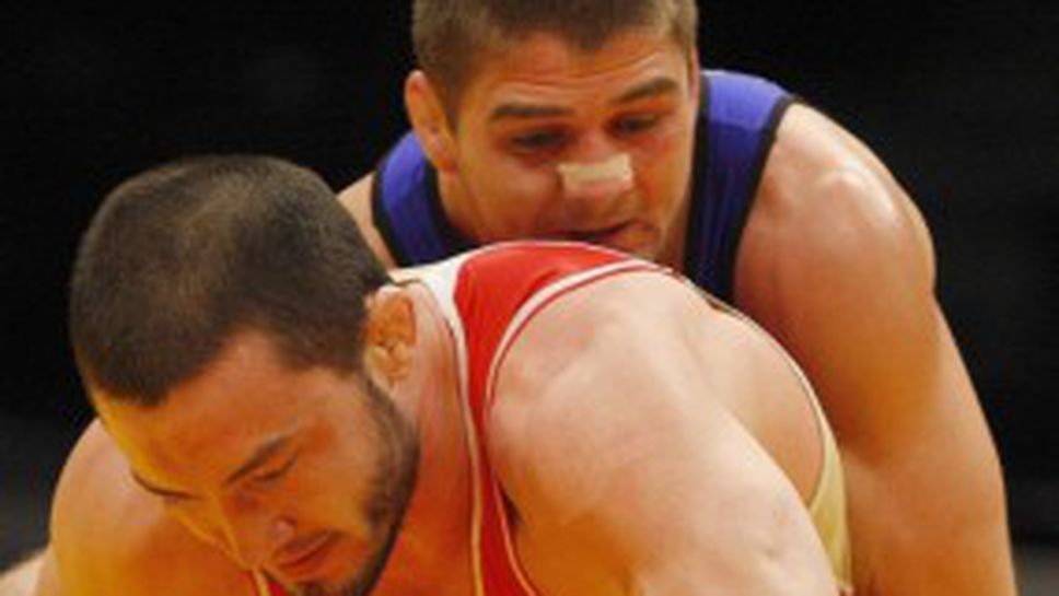 Иво Ангелов падна на финала, седми медал за България