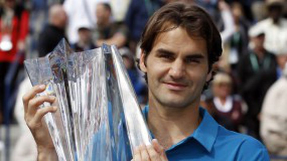 Федерер пречупи гиганта Иснър и отново влезе в историята (видео)