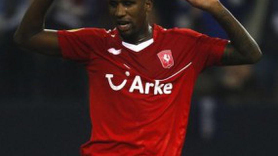 Твенте бие без Михайлов