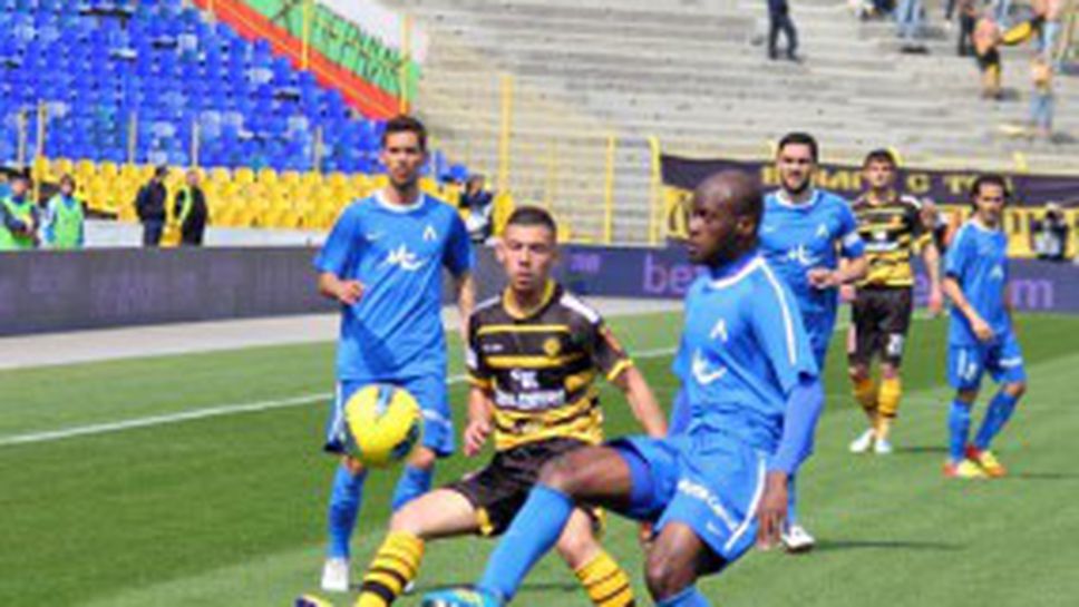 Иво Тонев: Има три варианта за нов треньор на Левски