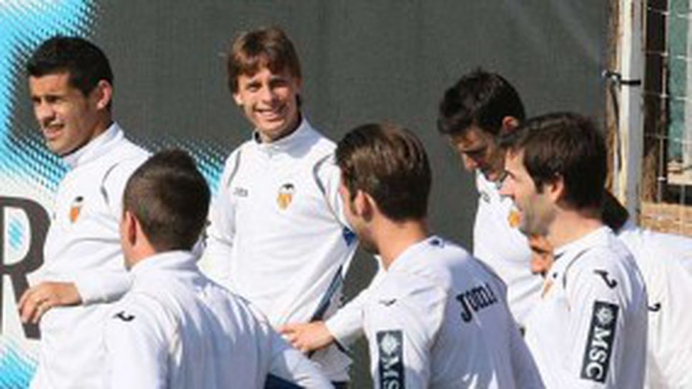 Каналес отново тренира отборно пет месеца по-късно