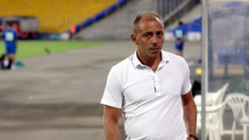 Илиан Илиев пътува към София, за да поеме Левски?