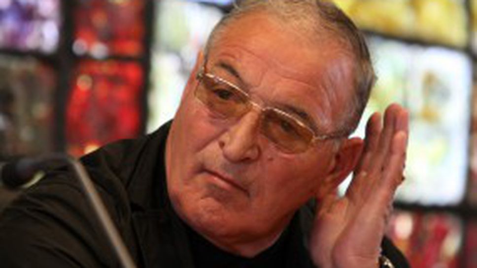 Пенев: Карачанаков е добър талант, трябва да се пази