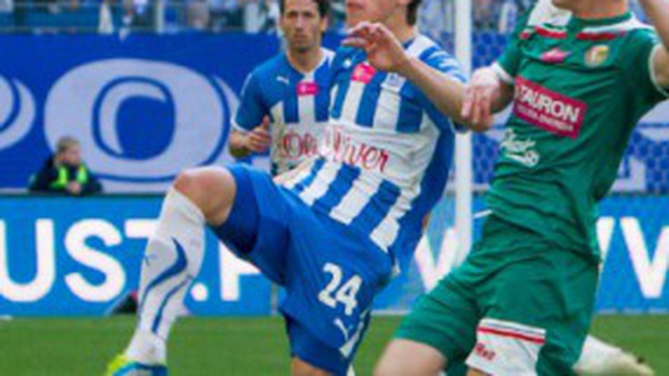 Тонев резерва при победа на Лех (видео)