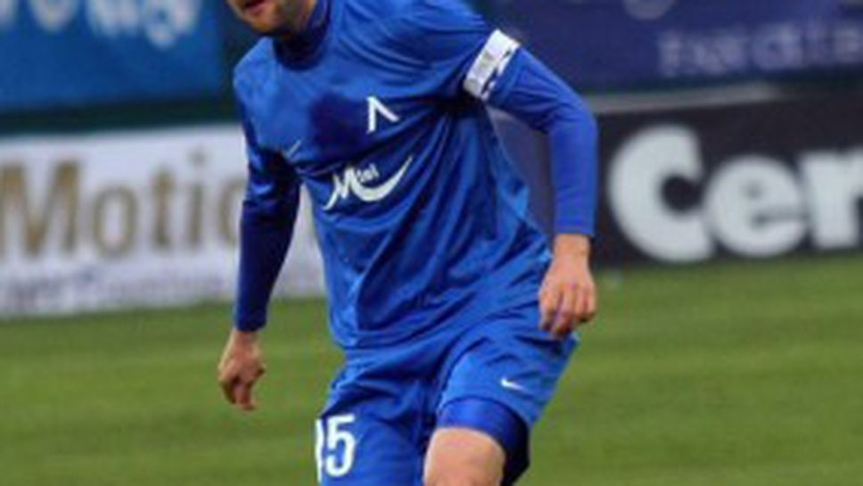 Звезда на Левски изгоря за два мача